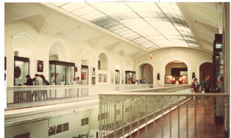1990年我馆承办的 湖北民间工艺品展览 在列宁格勒国家少数民族博物馆展出